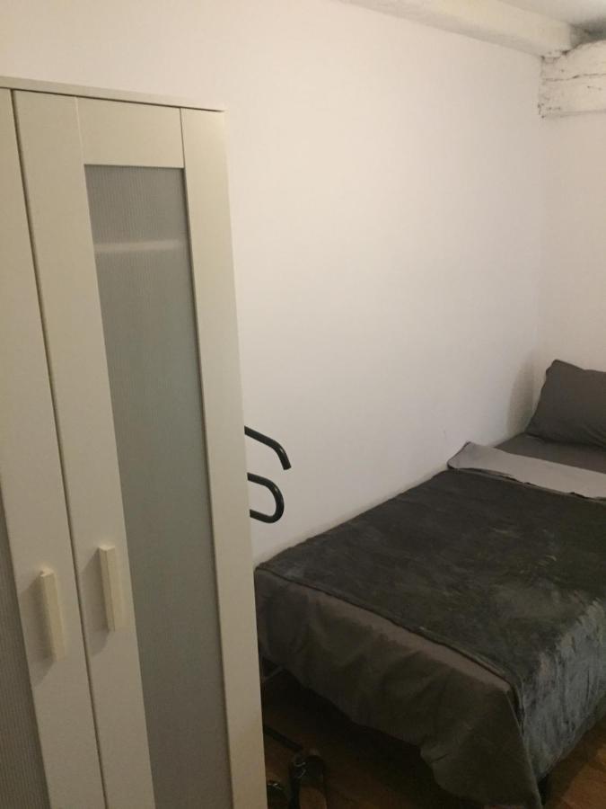 Апартаменты Apartamento Casa Latre Барбастро Экстерьер фото