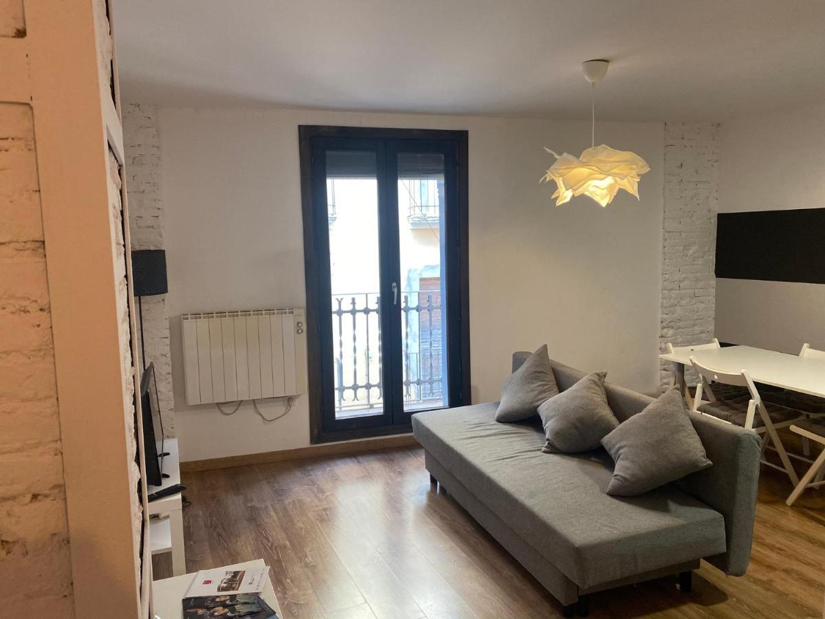 Апартаменты Apartamento Casa Latre Барбастро Экстерьер фото